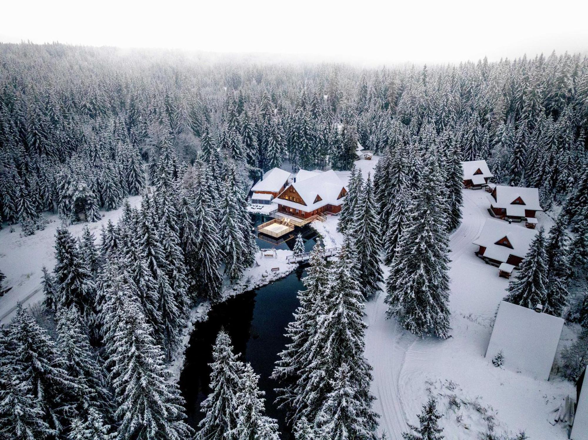 Rezort Pri Jazere Podbanske วิสโซเค ดาตรี ภายนอก รูปภาพ